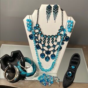 **Elegant Blue AB Crystal Jewelry Bundle Alert**